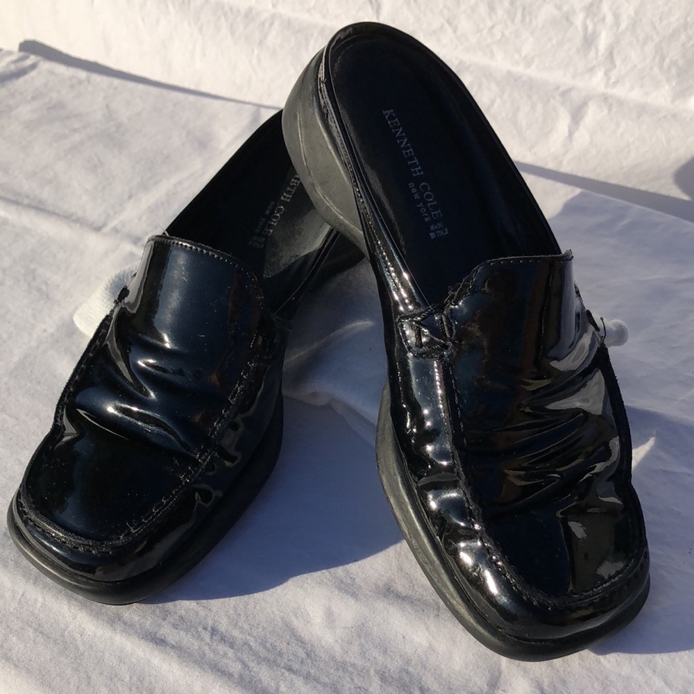 Kenneth Cole New York Minute Black Patent Leather Slides/Mules